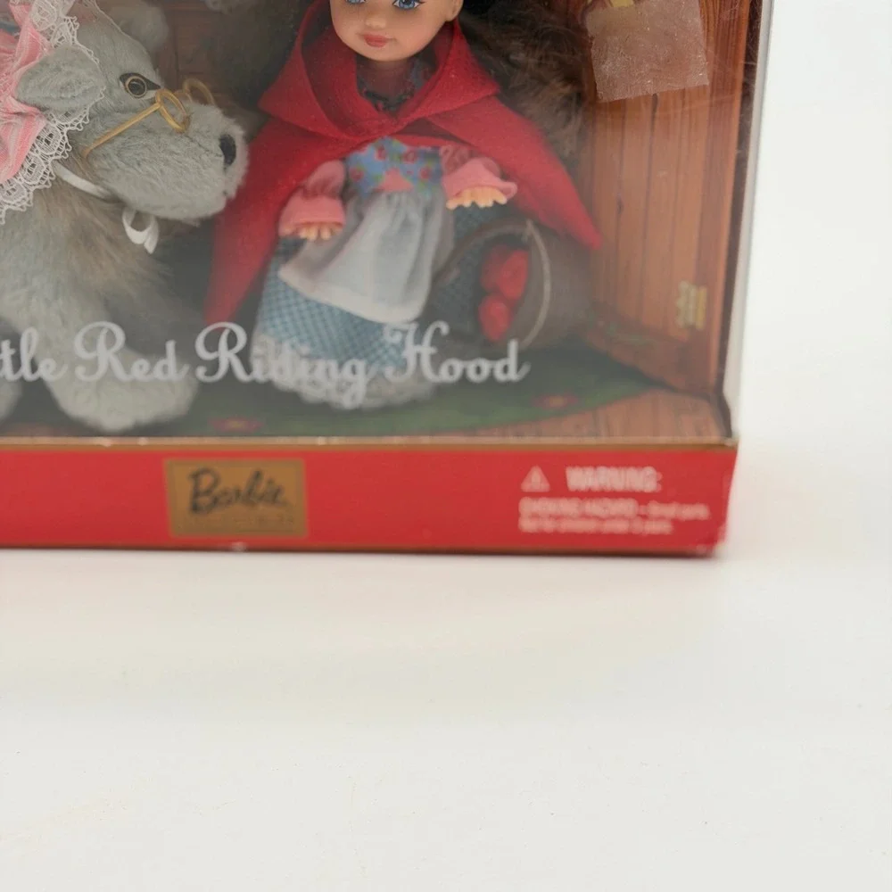 Barbie Collectibles Little Red Riding Hood Storybook Favorites 2001 Mattel 29329